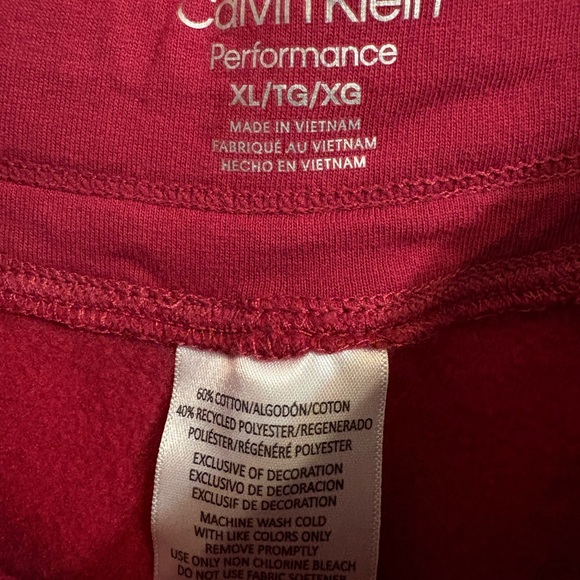 Calvin Klein XL sweats - Picture 3 of 7